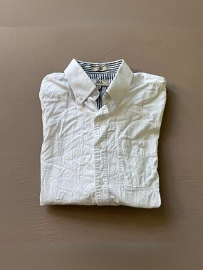AKA Regular Fit Poplin Dress Shirt